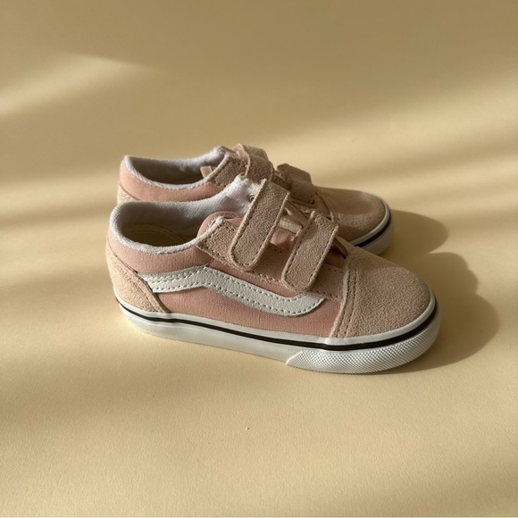 Vans toddler shoes - Picture 1 of 4